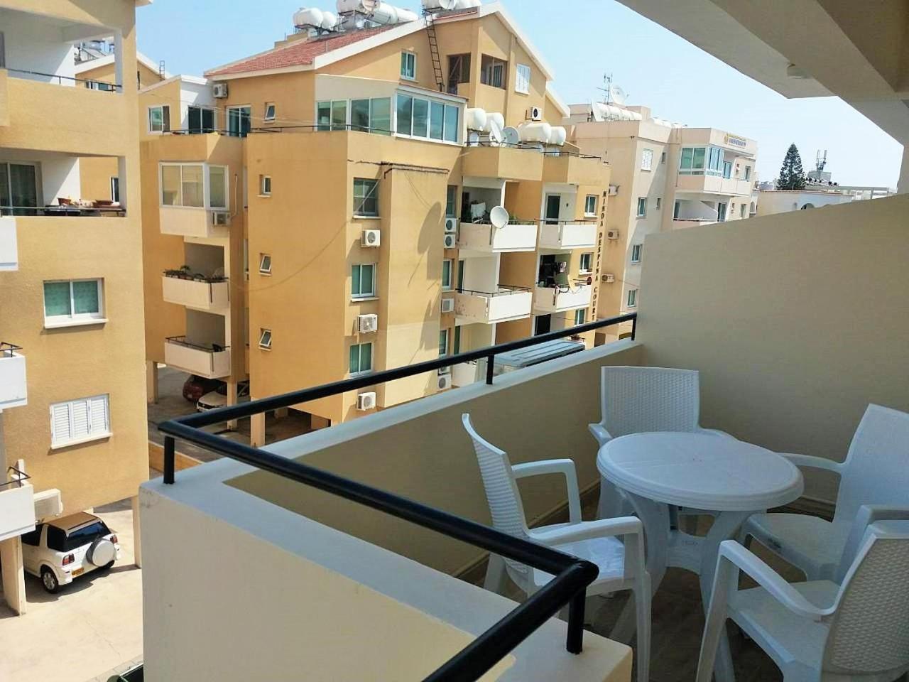 Apartment 301 Carisa Napa - Holiday Flats Larnaca Esterno foto